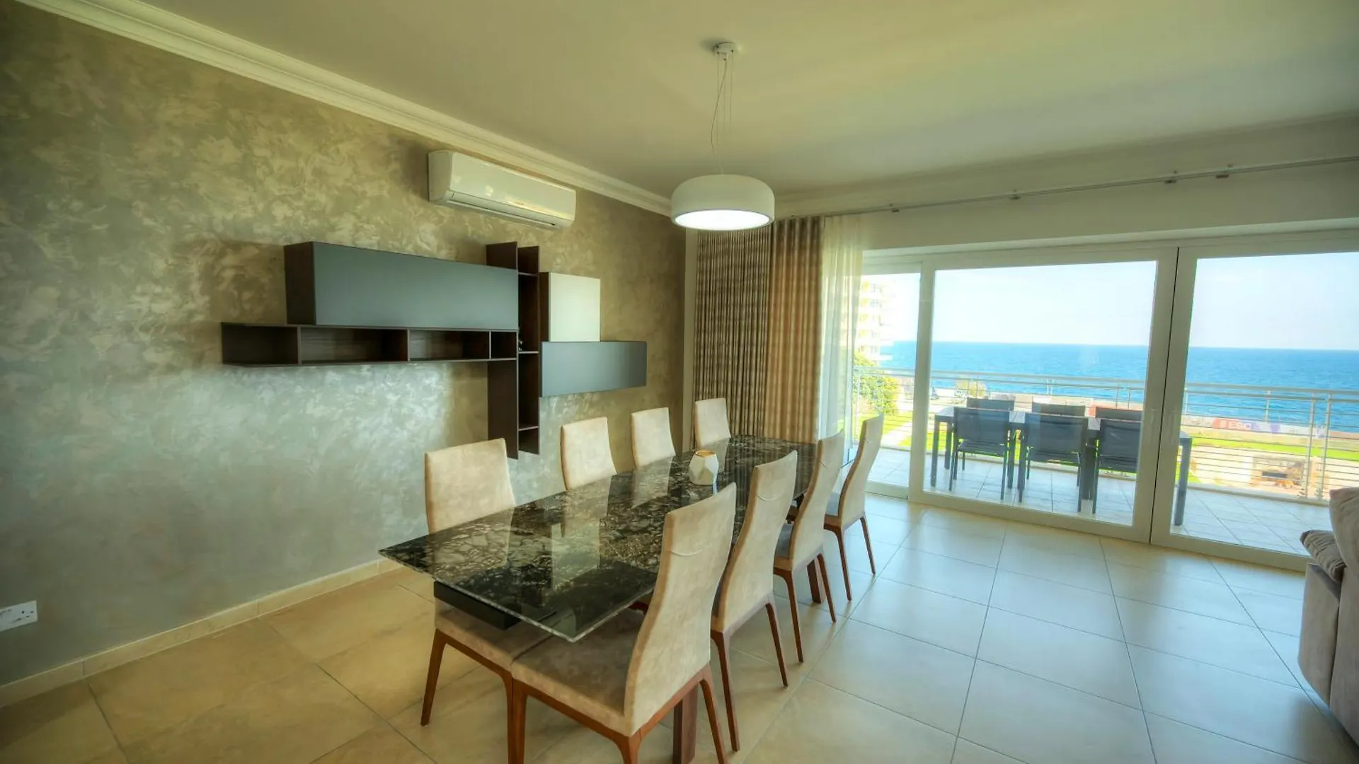 Fort Cambridge Apartments Sliema