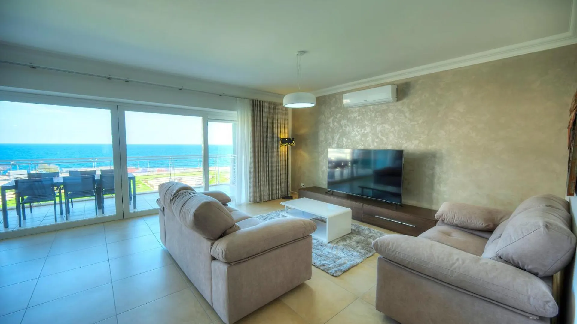 Fort Cambridge Apartments Sliema