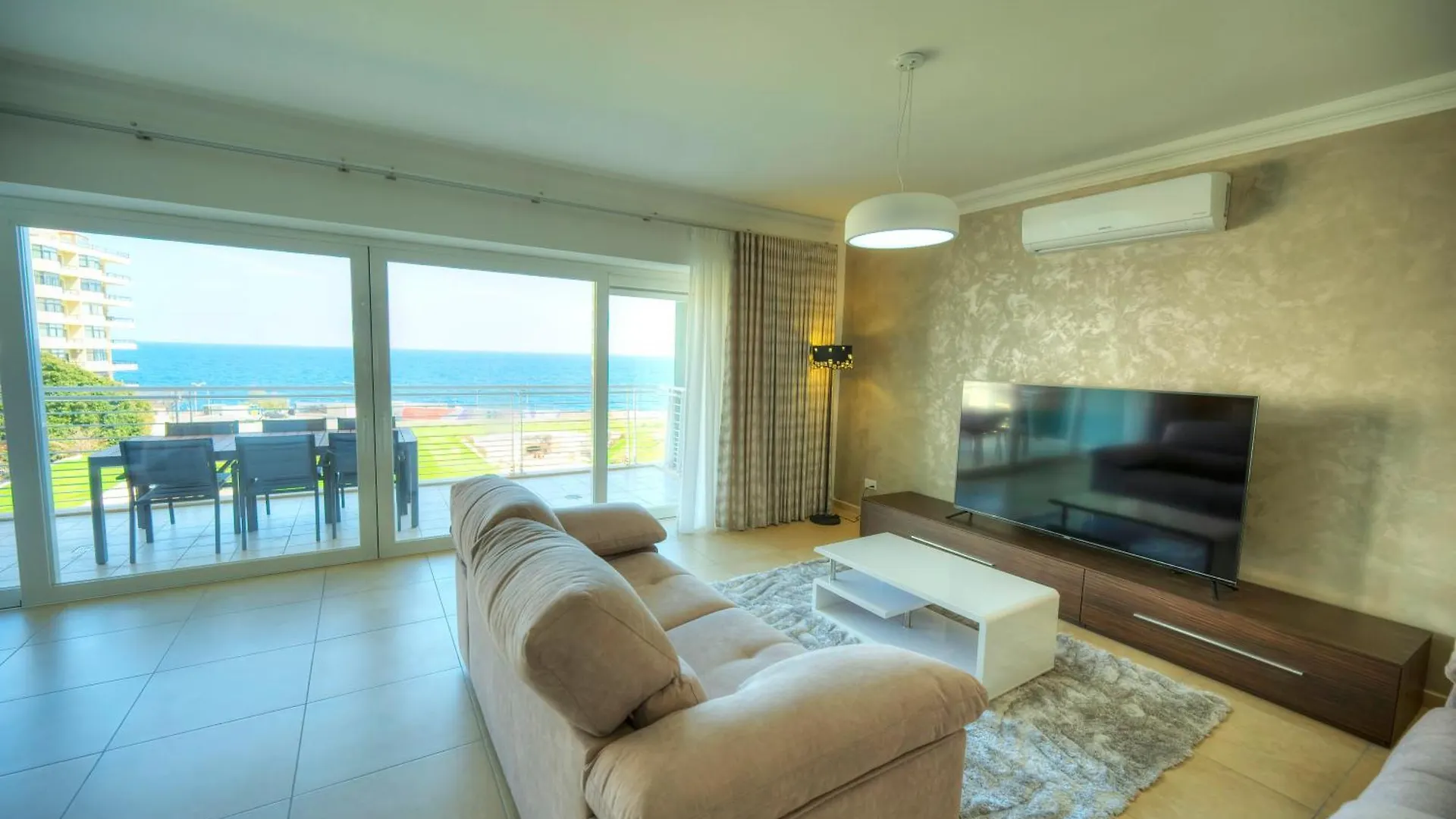 Fort Cambridge Apartments Sliema