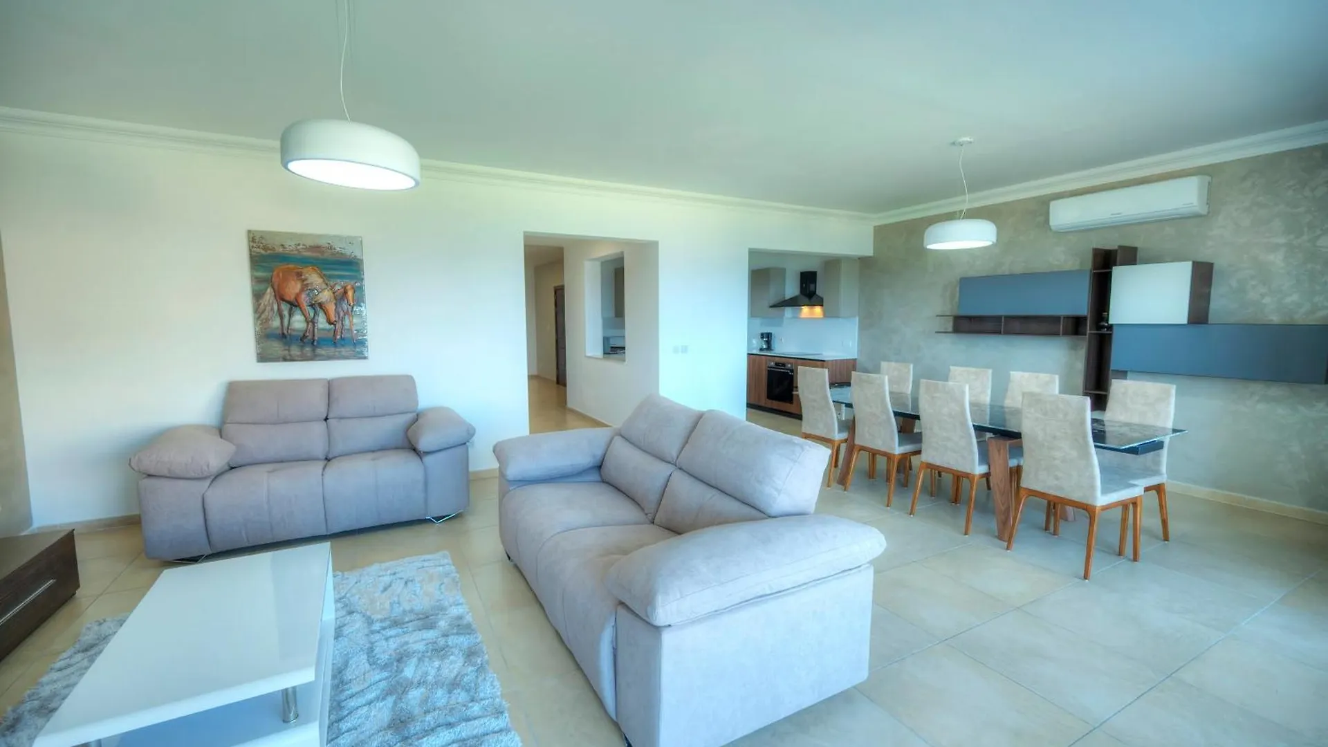 Fort Cambridge Apartments Sliema
