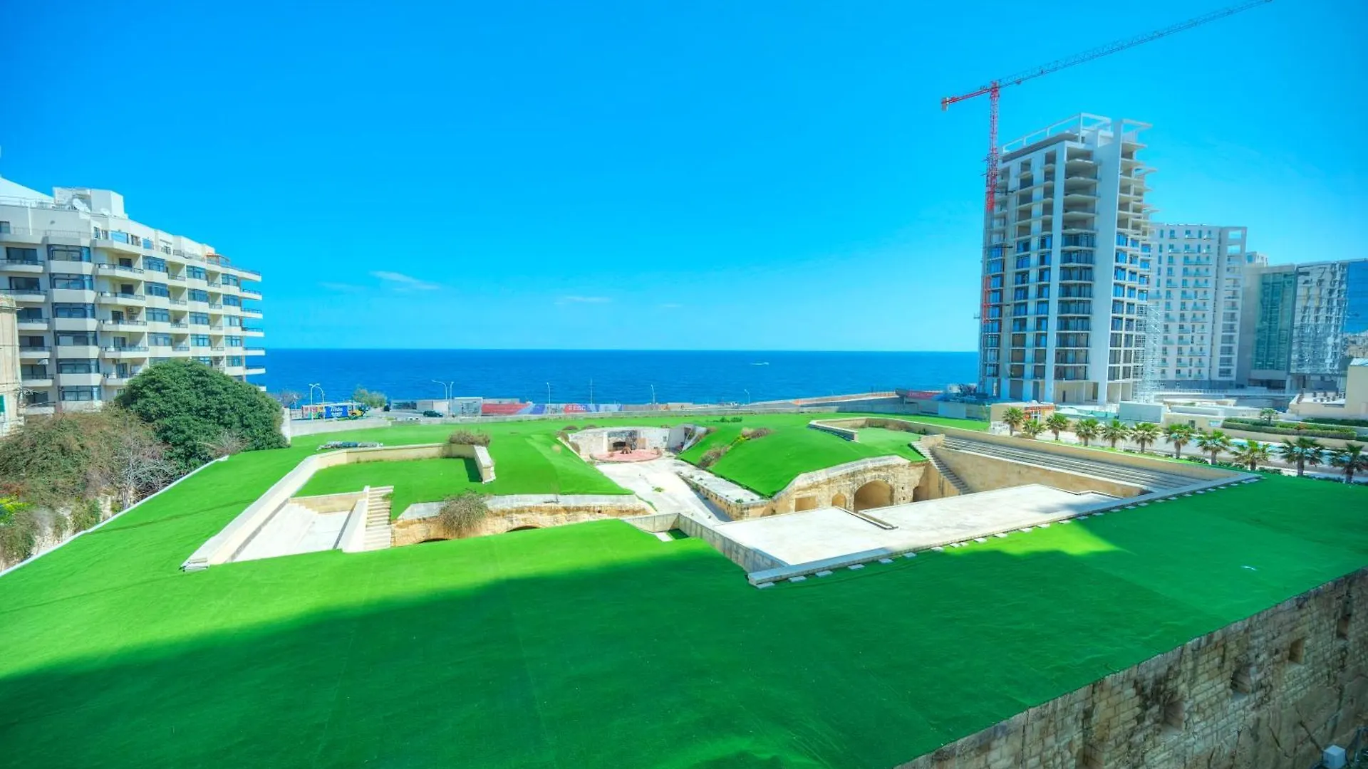 Fort Cambridge Apartments Sliema