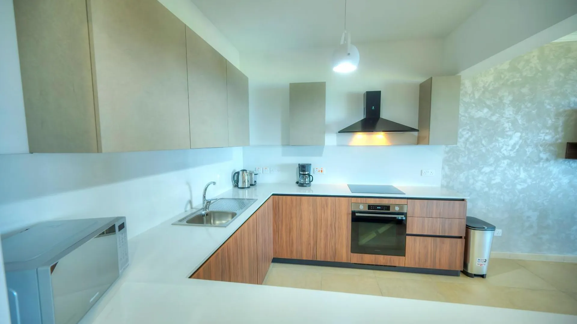 Fort Cambridge Apartments Sliema