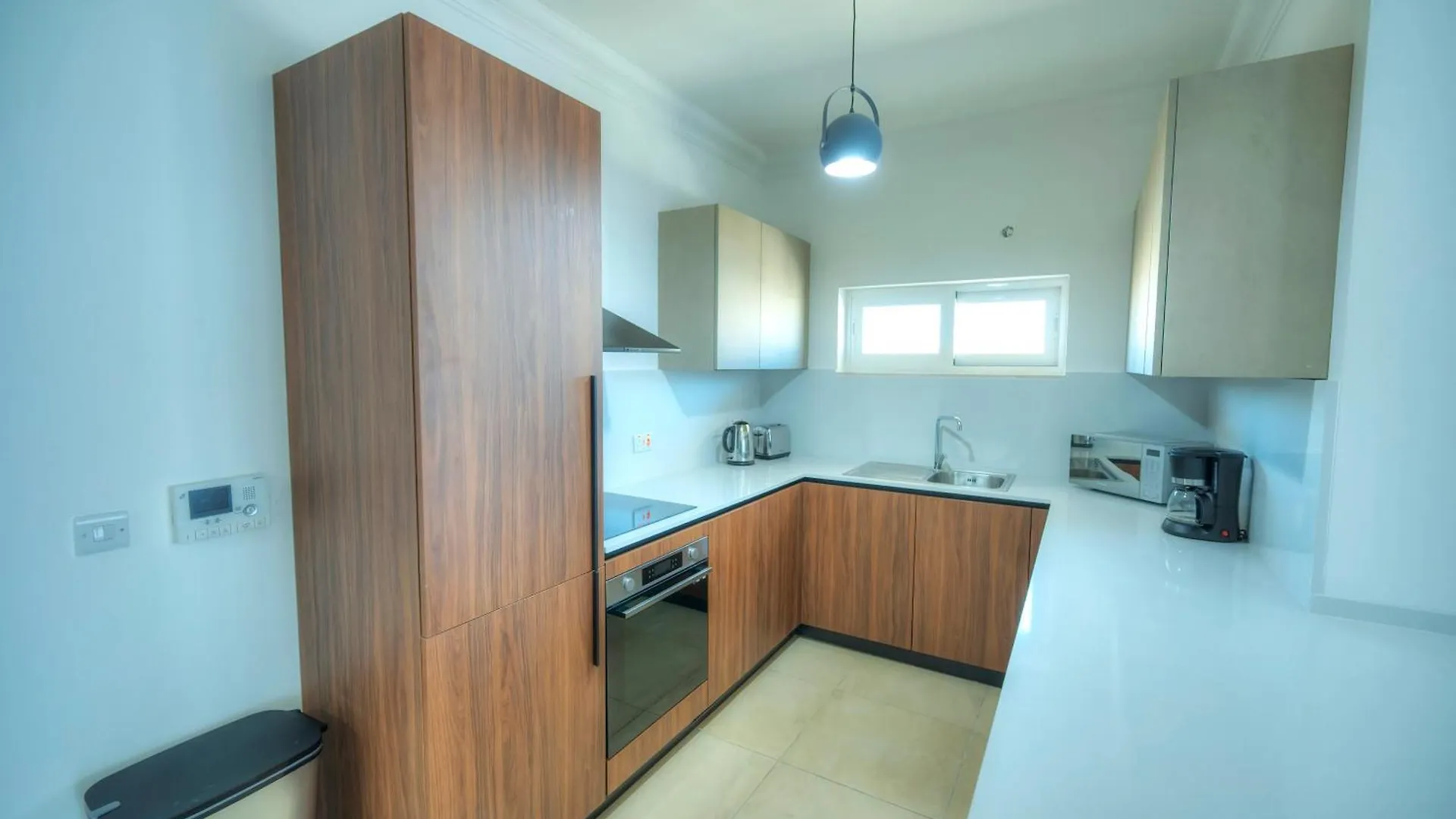 Fort Cambridge Apartments Sliema