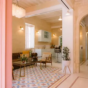 Tinja Sliema